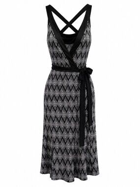 💖 2/40 Banana Republic Black & White Halter Wrap Midi Dress Size S